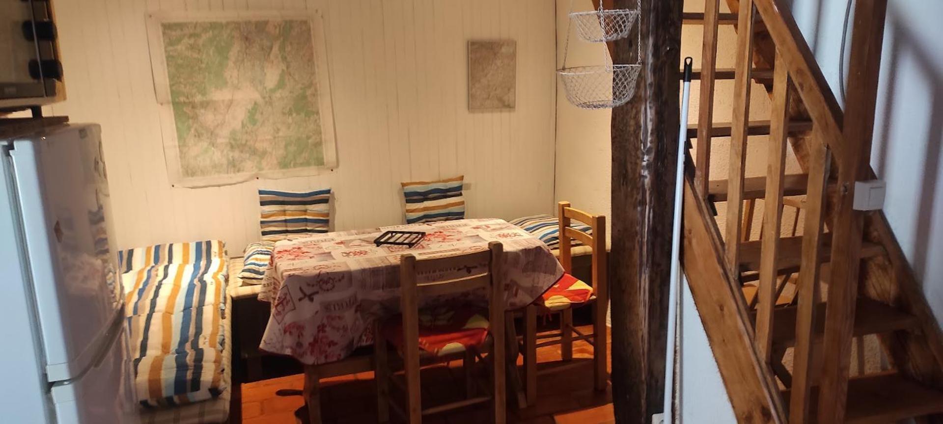 Maison Pierre Et Voute Au Coeur Du Village Балазук Екстериор снимка